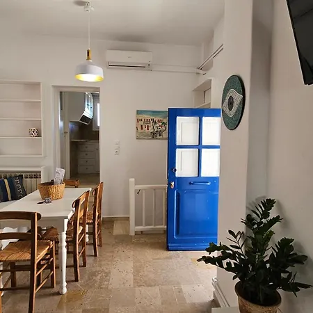 Eleanna's 2* Mykonos Town