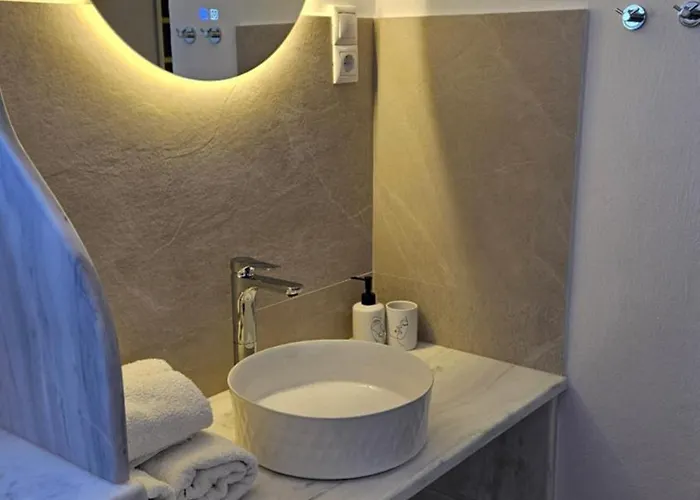 Hotel Eleanna's Mykonos 5*