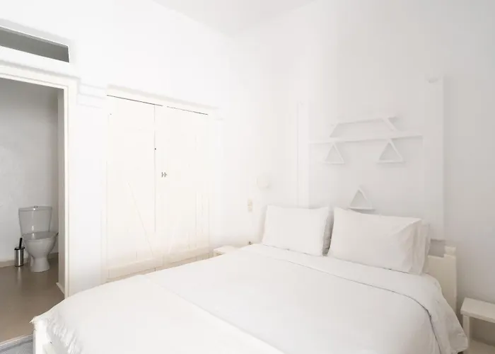 Hotel Eleanna's Mykonos 5*