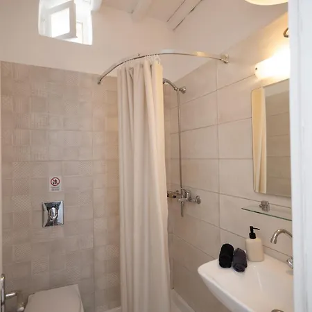 Eleanna's 5* Mykonos Town