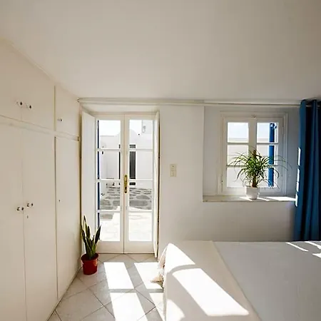 Eleanna's Mykonos