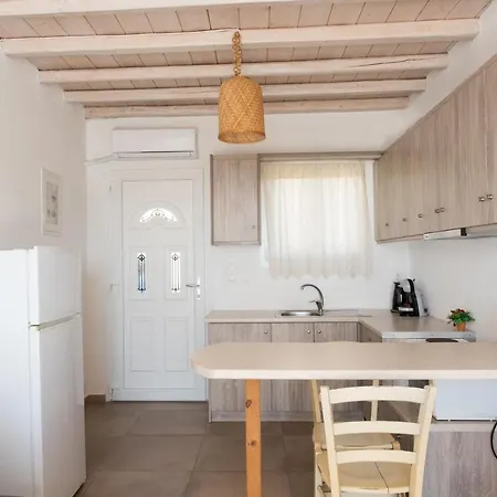 Отель Eleanna's Mykonos Town