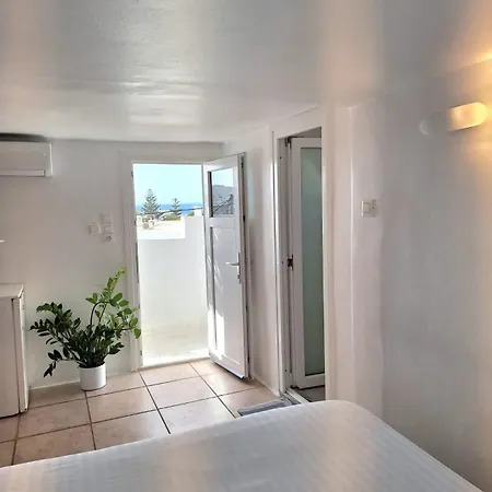Eleanna's Mykonos 2*