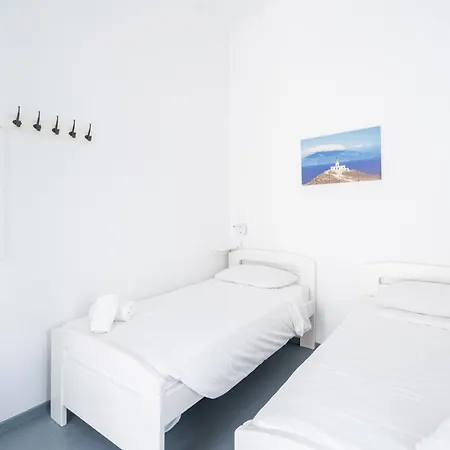 Eleanna's 2* Mykonos Town